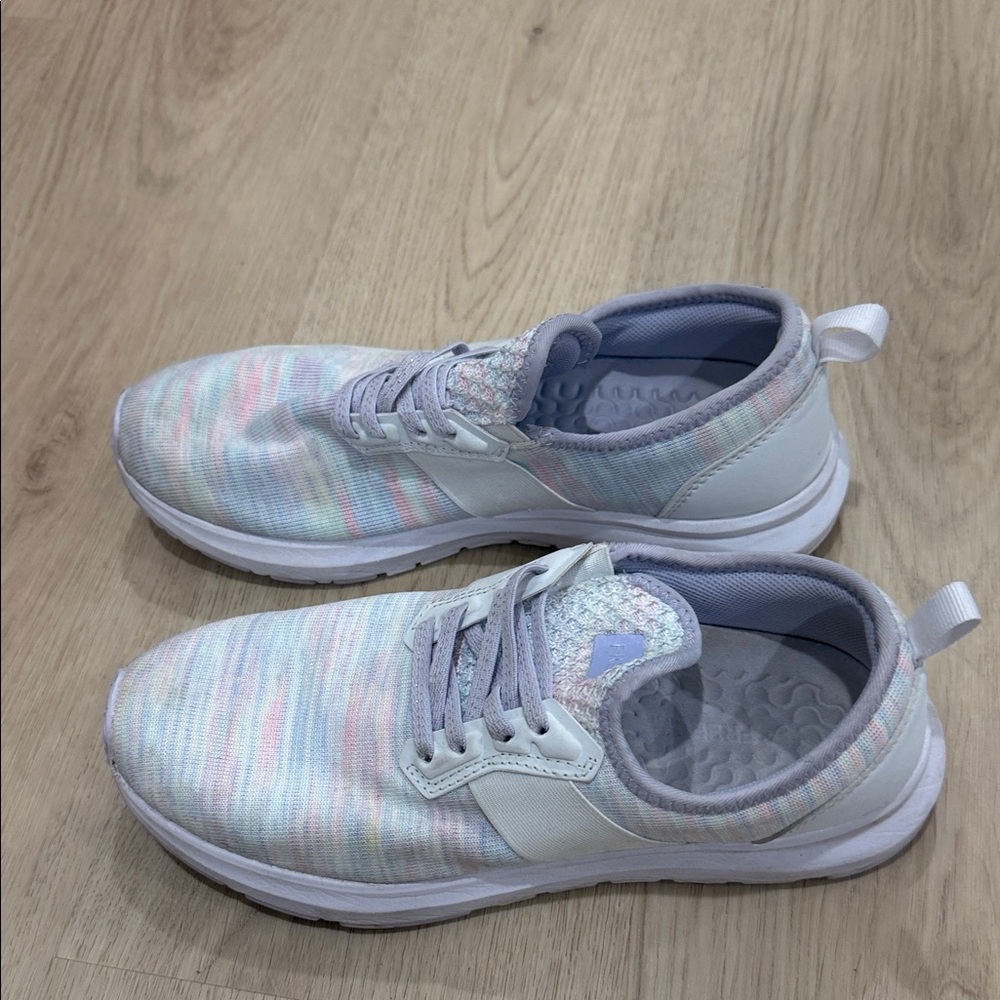 Freely 8 Pastel Knit Sneakers - Light Lavender Multi - Picture 2 of 8